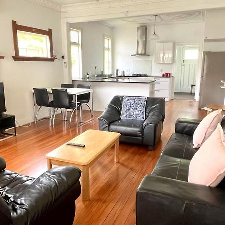 Spacious Retreat Near Ferry & Mall Wellington Exteriör bild